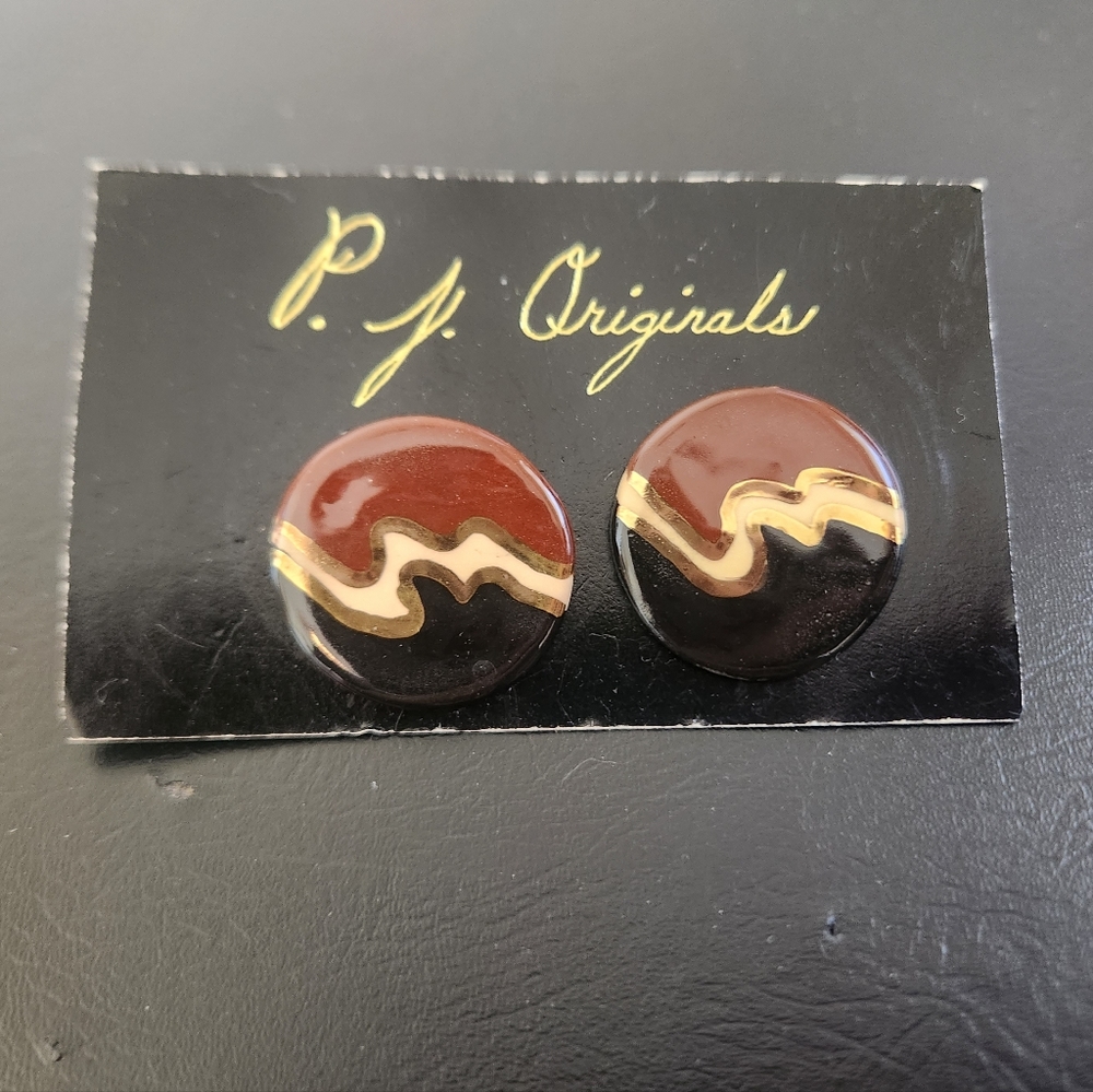 Vintage 80s Oversized Brown/Black Stud Earrings